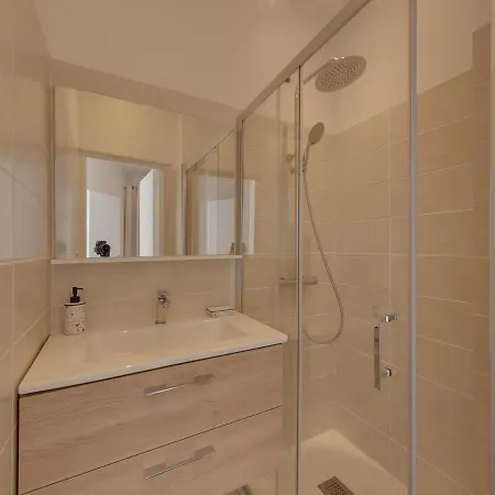 Confort Pour 4 Pers. Proche Plage/commerces - - Fr-1-706-1 Appartement